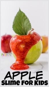 Celebrate September with outrageously run apple activities for preschoolers! This apple pie slime not only smells amazing, but is really fun to play with as kids strenthen their hand muscles. Use this fall sime as an apple activity for kids from toddler, preschool, pre-k, kindergarten, first grade, 2nd grade, and 3rd graders too.